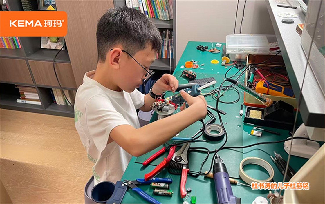 杜书涛儿子杜赫铭