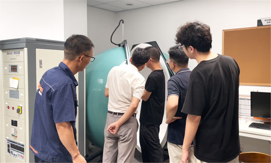 关于杜书涛发明电动翻转灯3