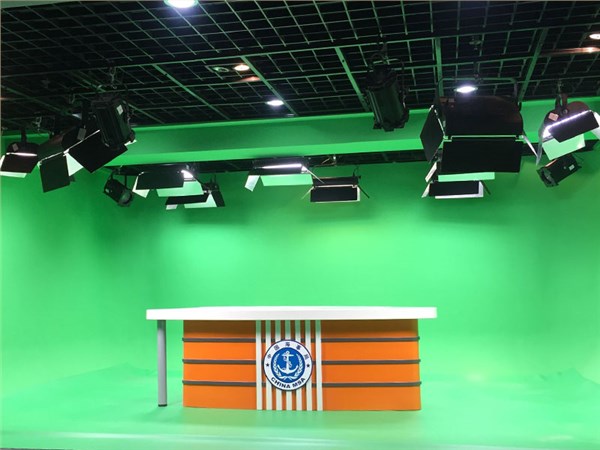 长江通讯管理局演播室灯光设计安装