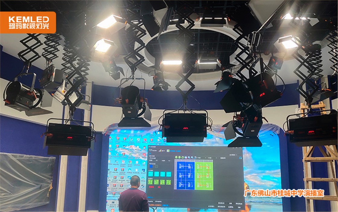 施工中
