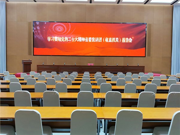 四川电视台多功能厅:8米层高用什么灯具?