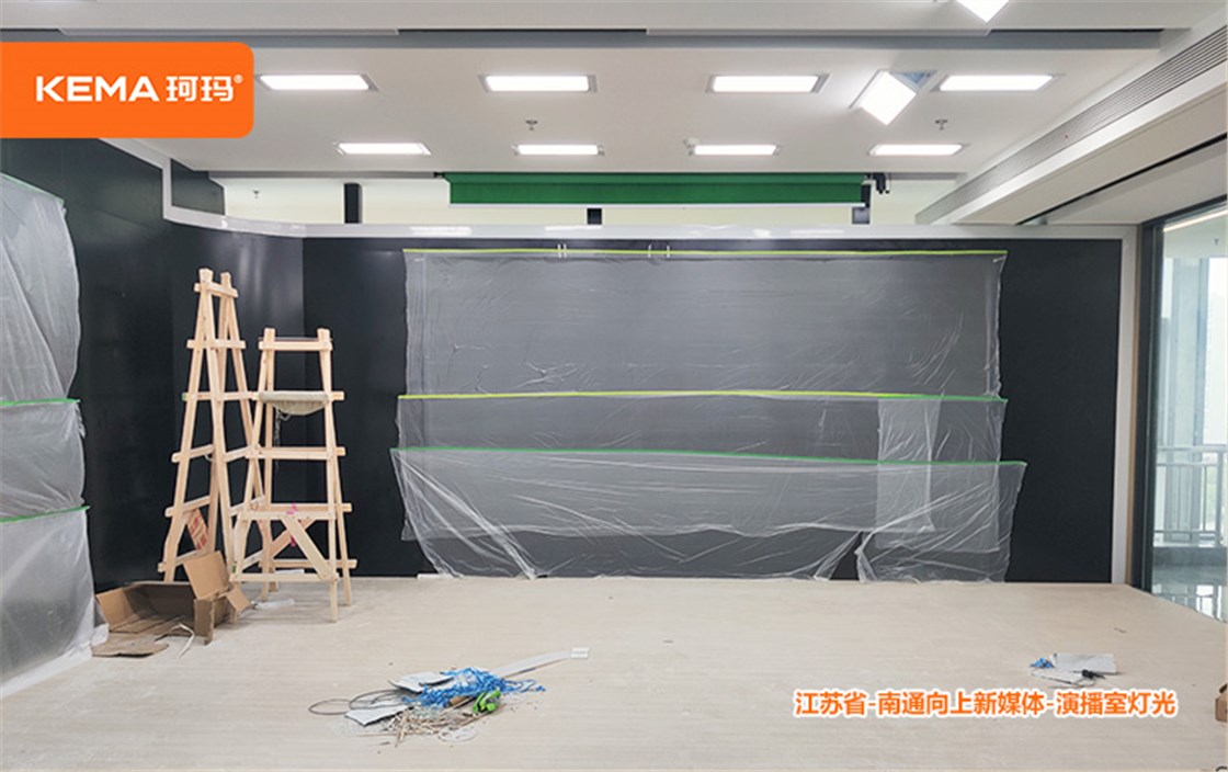江苏省-南通向上新媒体-演播室灯光 (6)