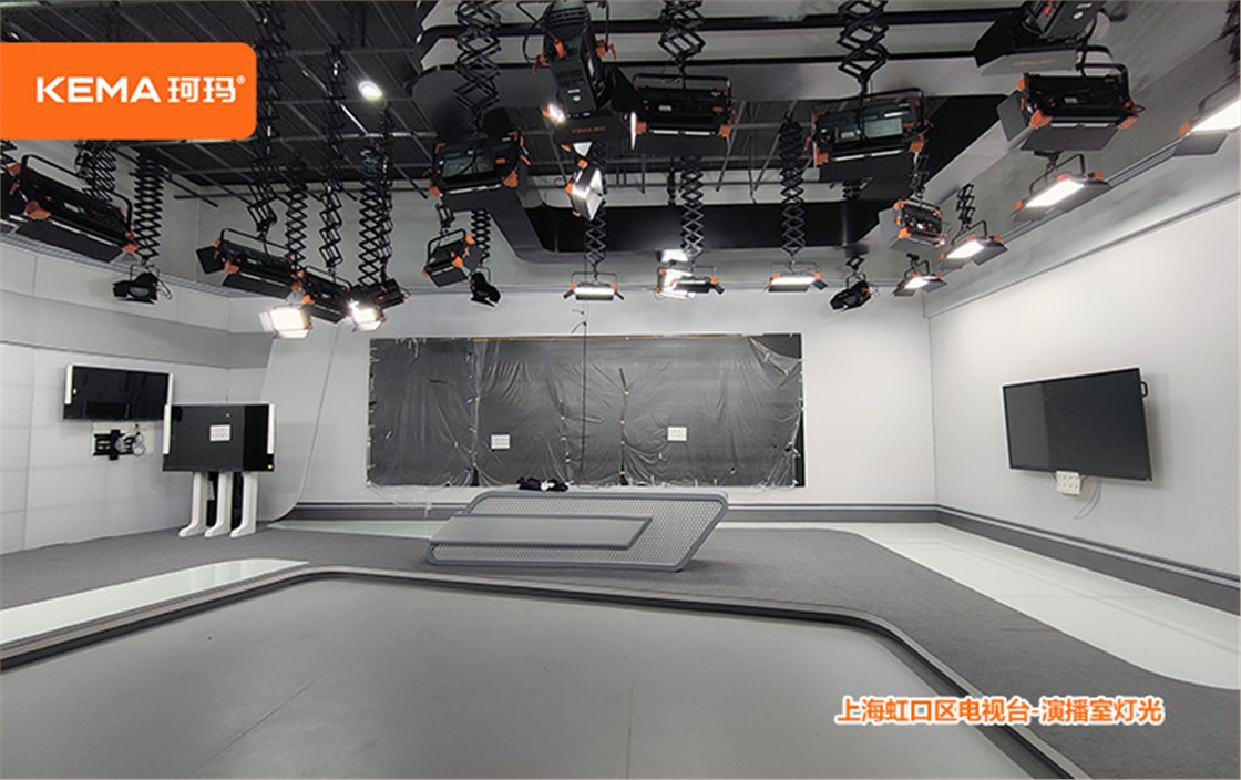 上海虹口区电视台-演播室灯光 (3)