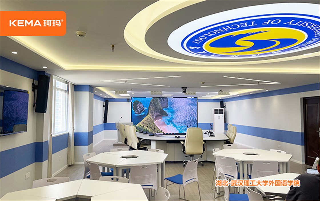 武汉理工大学外国语学院2