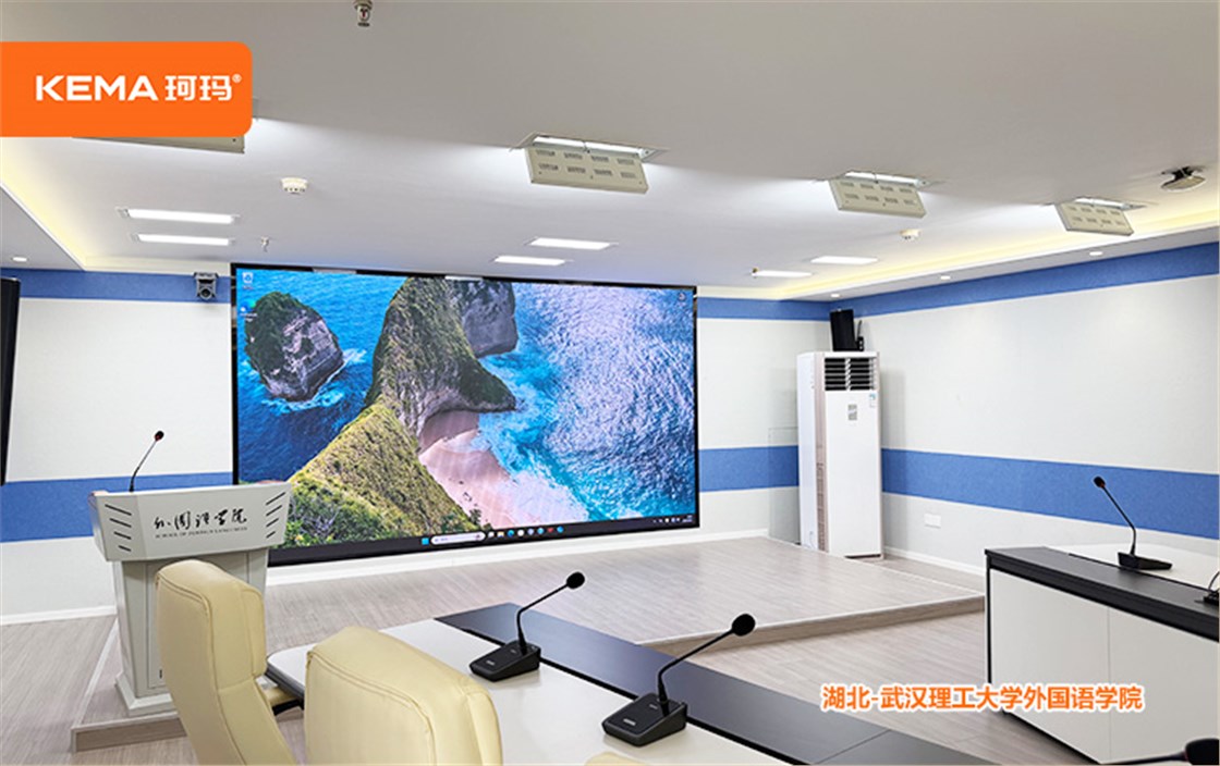武汉理工大学外国语学院6