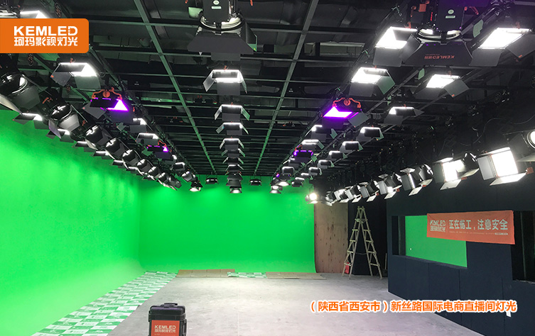 09新丝路电商直播间 (2)